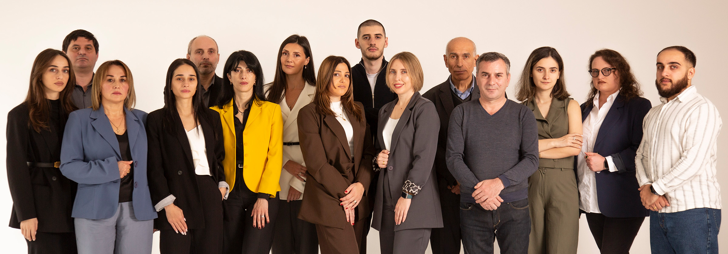 LB Group გუნდი – პროფესიონალი ბუღალტრები